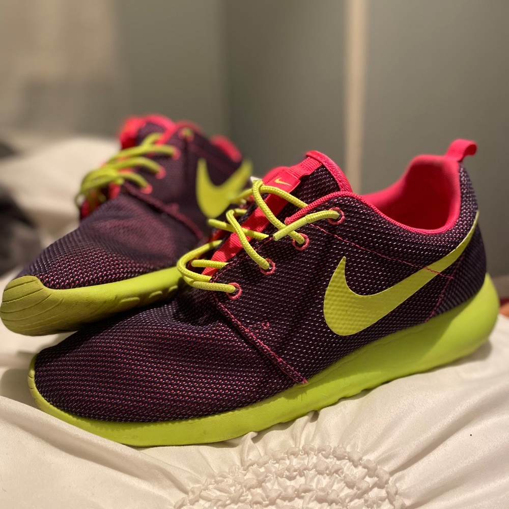 Nike shoes